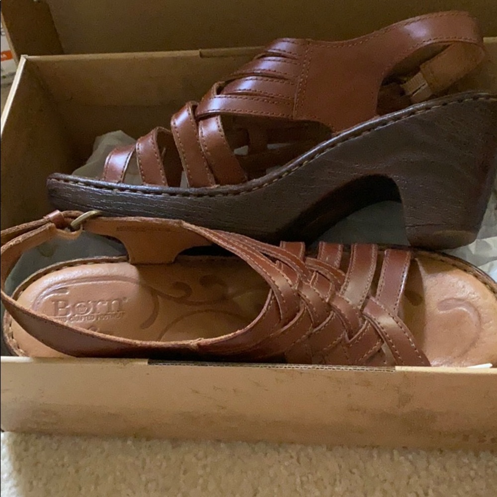 Leather Born sandals size9